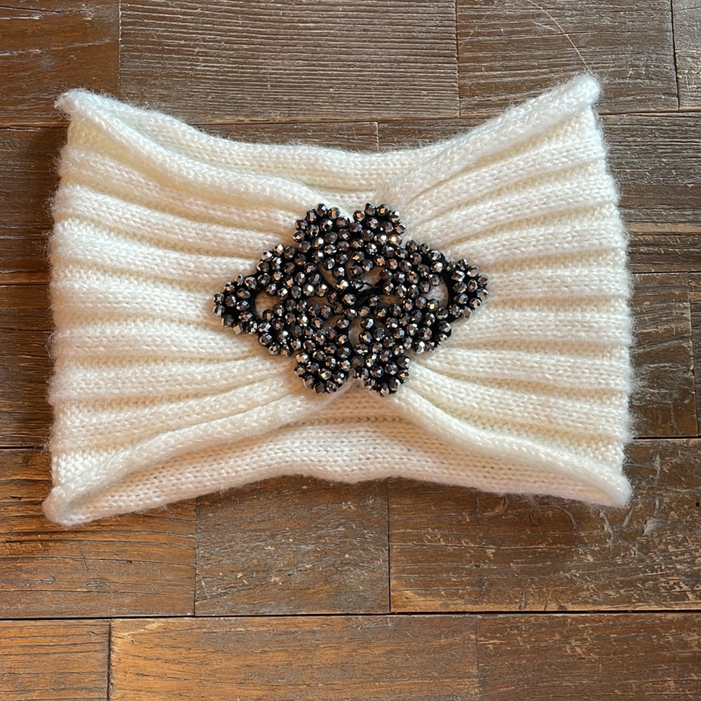C. C Exclusives Marcasite Rhinestone Head Wrap🖤